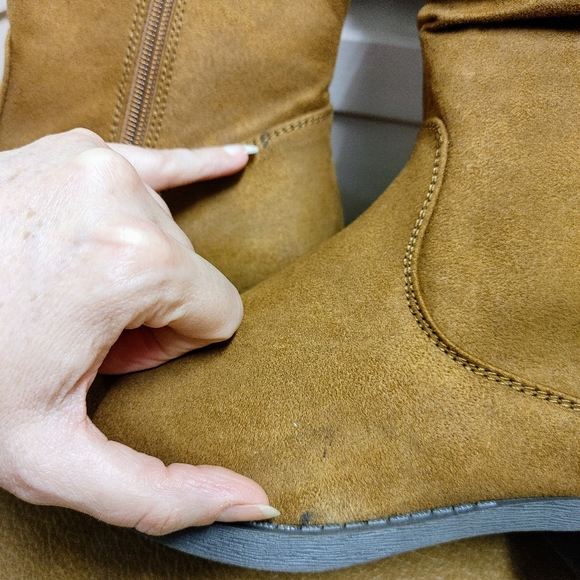 Saria Flat Boots - Picture 10 of 11